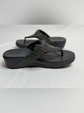 Crocs Monterey Diamante Wedge Flip Flop Sandal Women's 7 Black